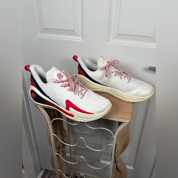 Under Armour Curry 12 \'Podium White\' basketball shoe. Mens size 11.5 main image 7